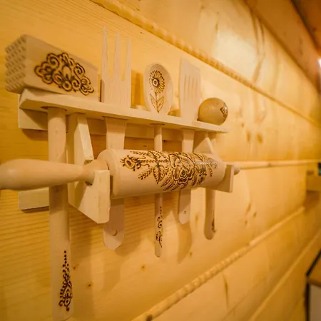 Village - Jedinecne S Wellnessom Pod Kralovou Holou *