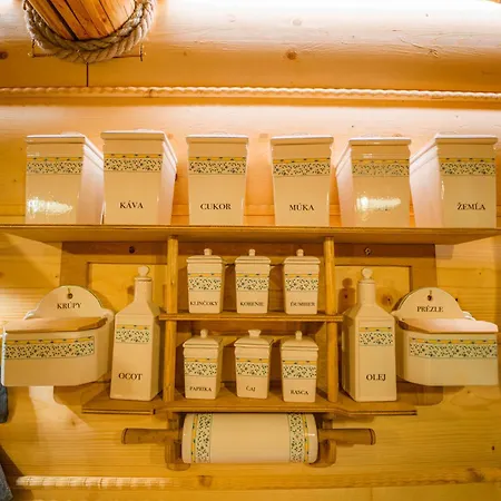 Village - Jedinecne S Wellnessom Pod Kralovou Holou Sumiac