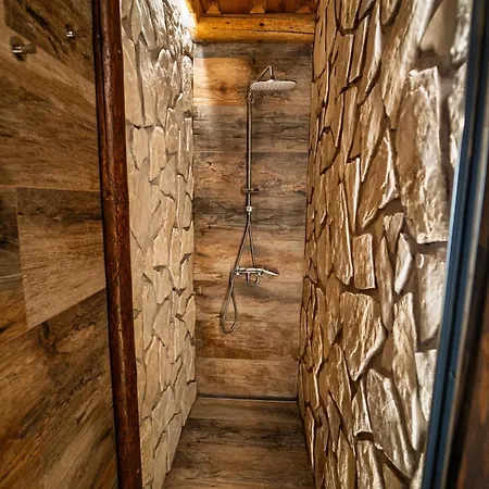 度假居 Village - Jedinecne S Wellnessom Pod Kralovou Holou *