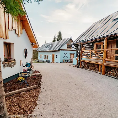 بيت للعطل Village - Jedinecne S Wellnessom Pod Kralovou Holou Šumiac