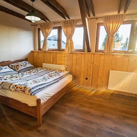 Village - Jedinecne S Wellnessom Pod Kralovou Holou Holiday home *